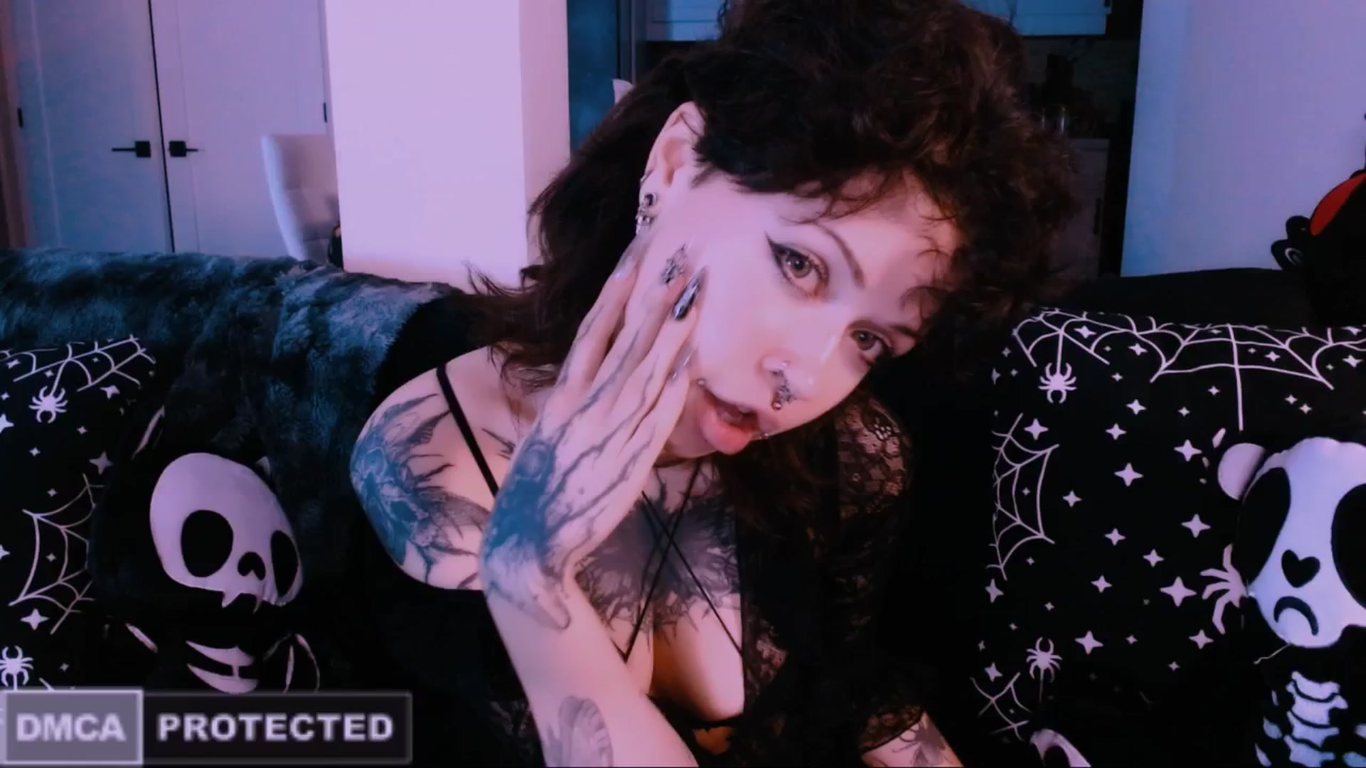 CuddleFoxy video thumbnail