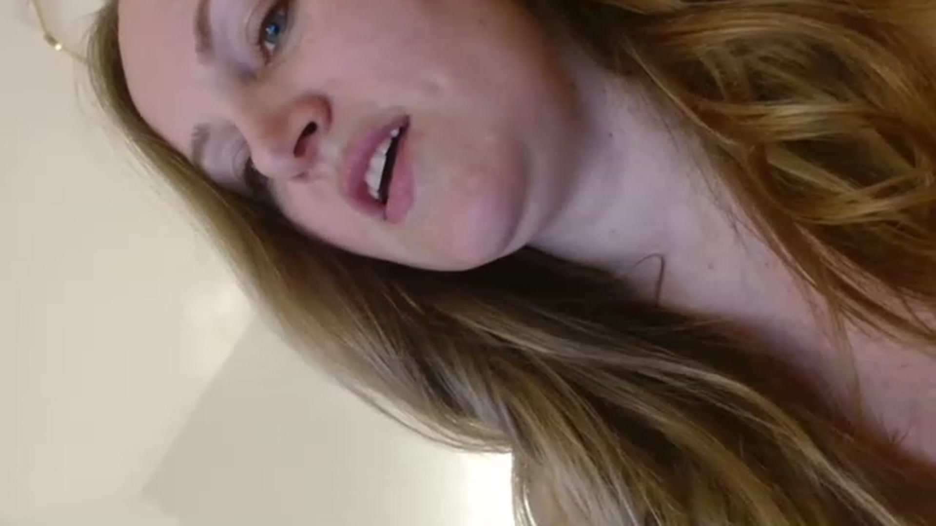 JustLily video thumbnail