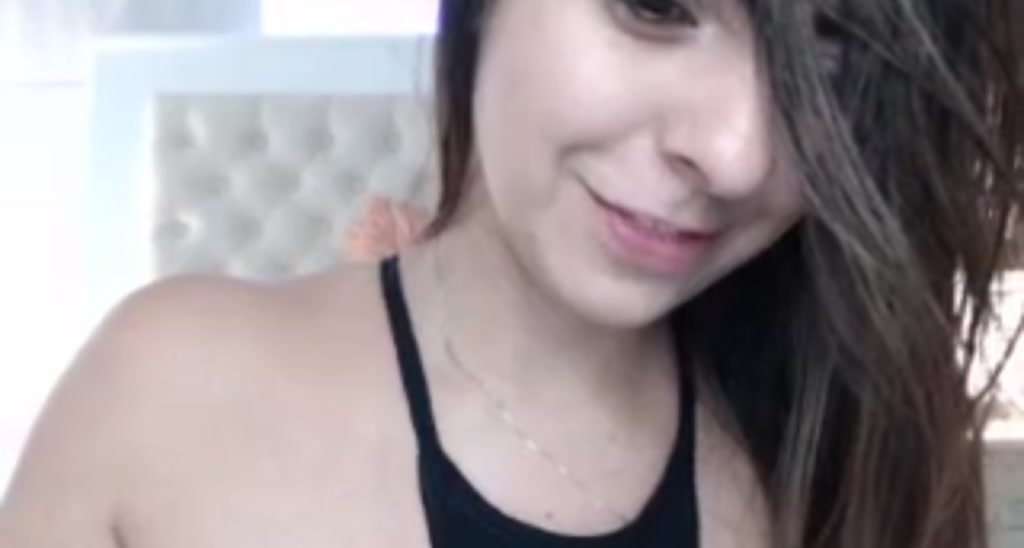 worstcamgurl video thumbnail