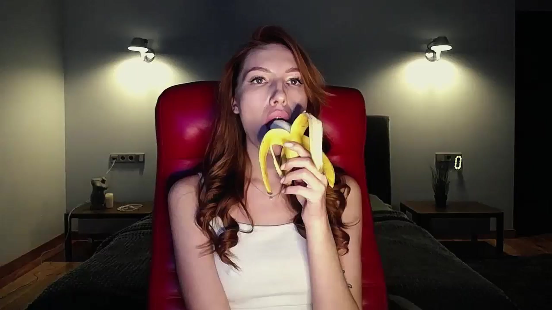 LovelyGin video thumbnail