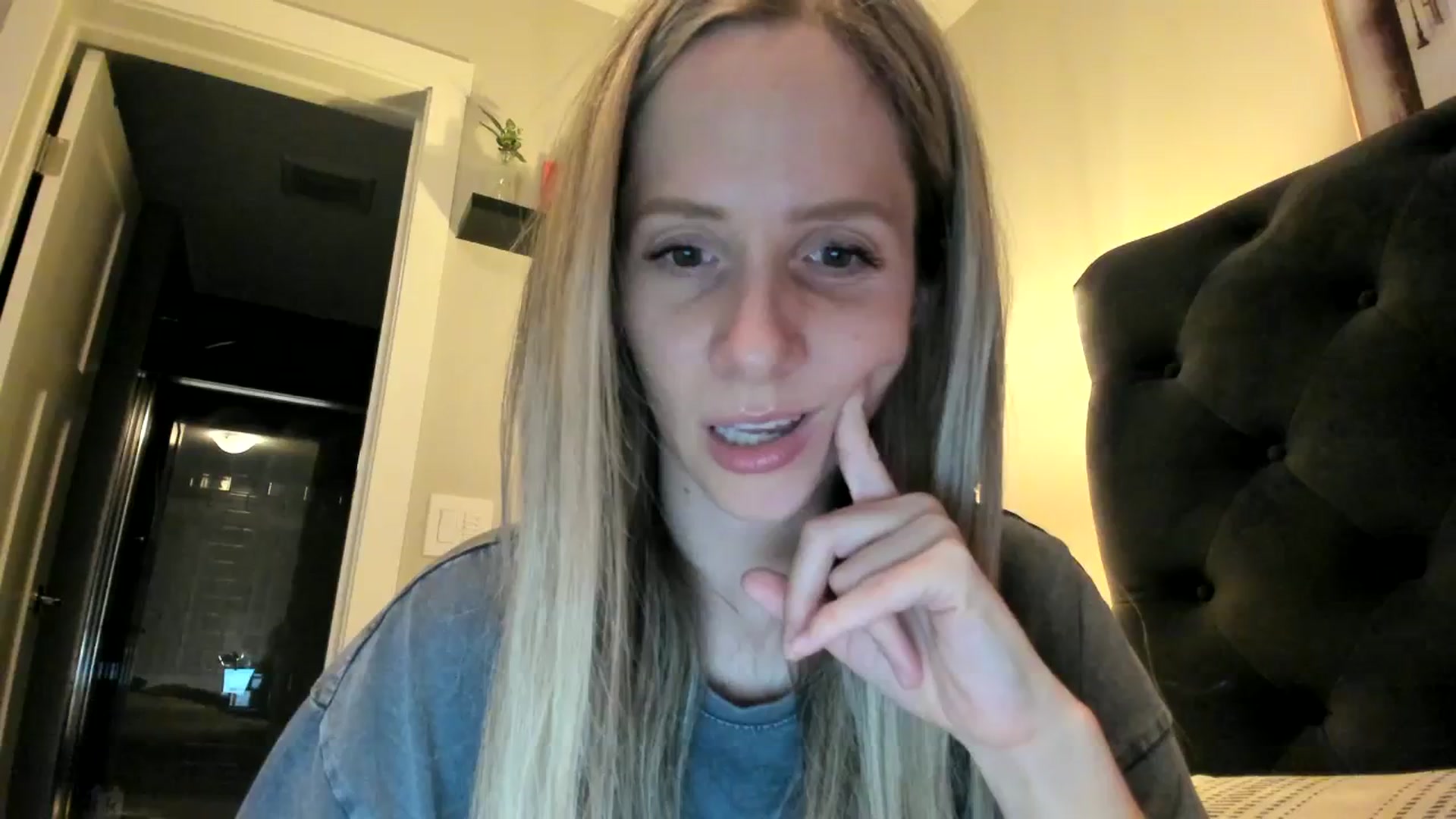 Lucylux1 video thumbnail