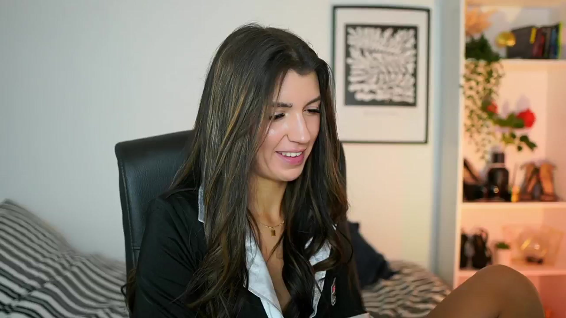 Julia_Roca video thumbnail