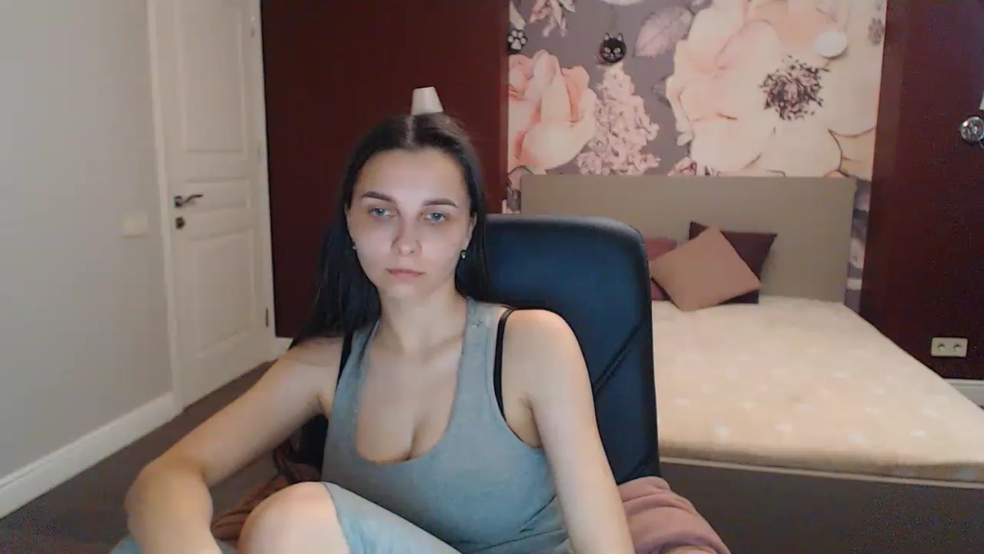 Karina_Mils video thumbnail