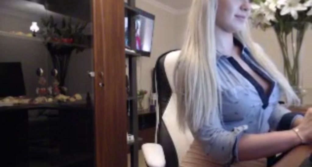 Innocentdoll_ video thumbnail