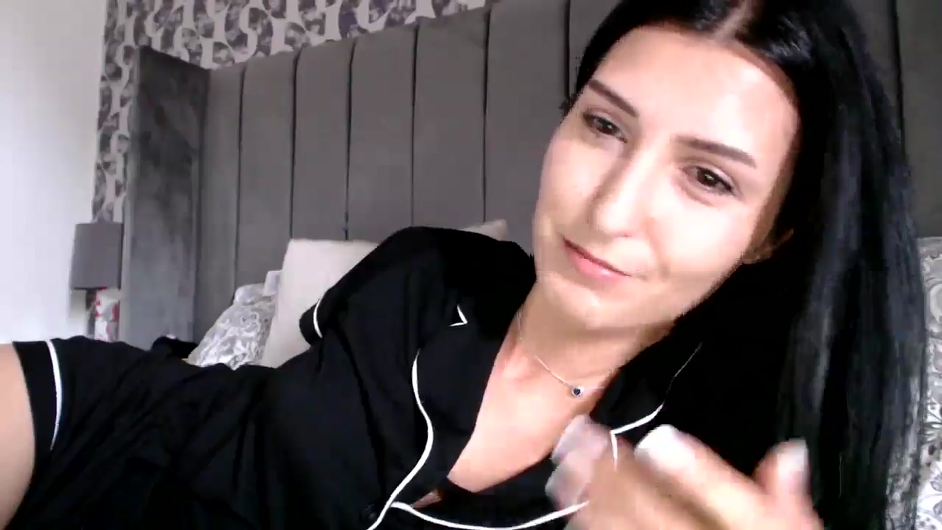 Yara_77 video thumbnail