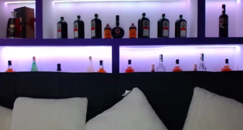 JelliseGolld video thumbnail