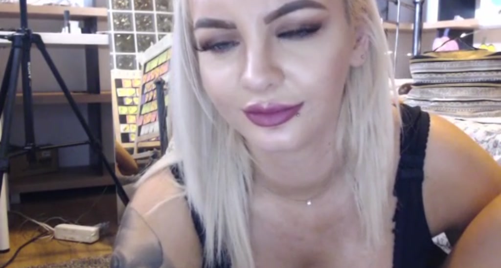 UkDreamGirl video thumbnail