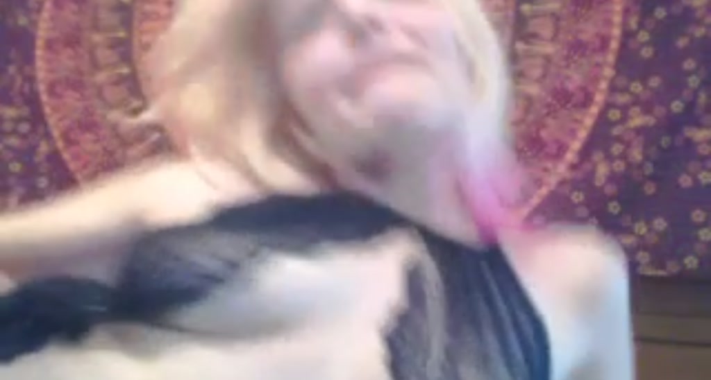 Curious_Amy video thumbnail