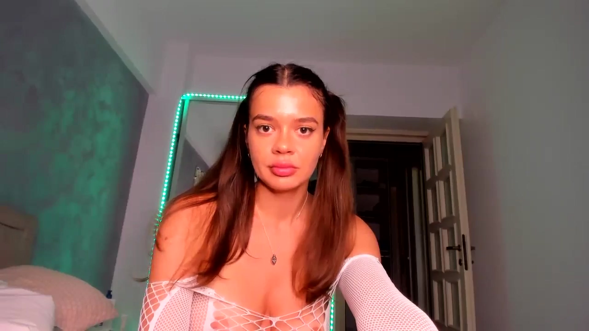Miss_Medyson video thumbnail