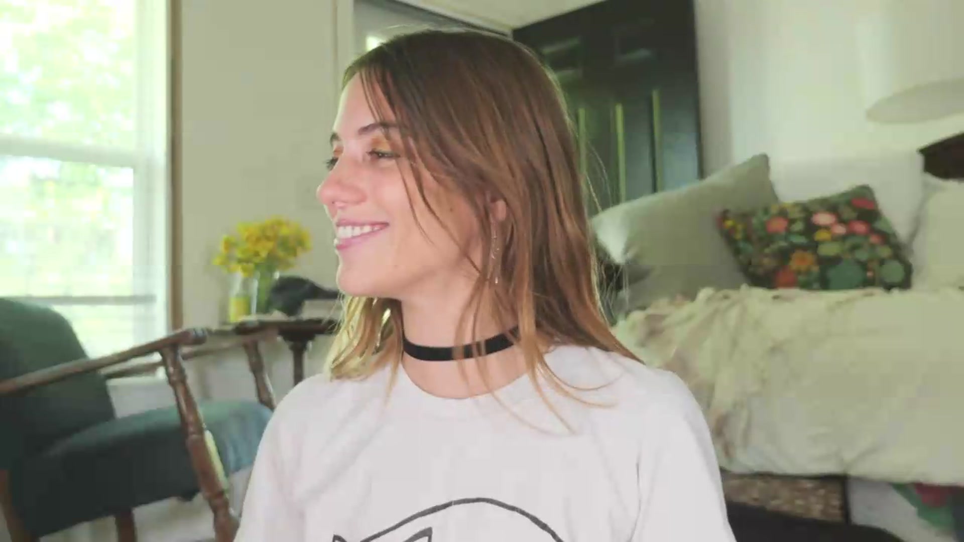 NaomiDee video thumbnail