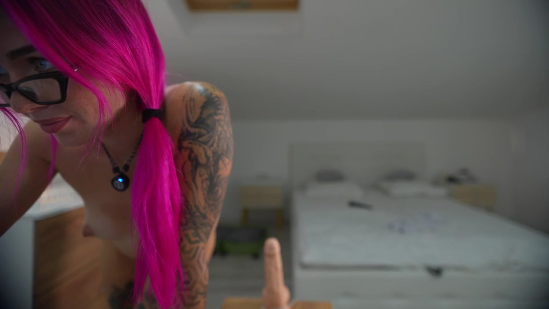 Sarah_Pink video thumbnail