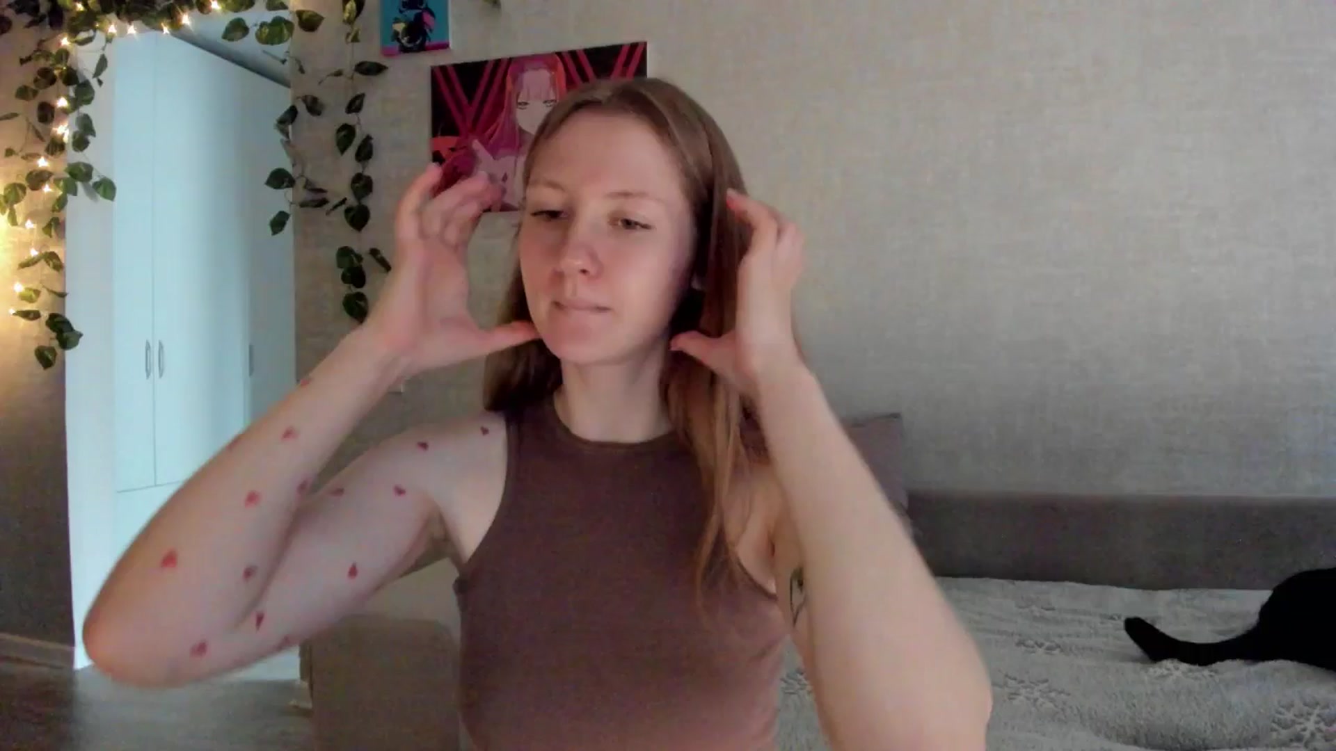 mnialice video thumbnail