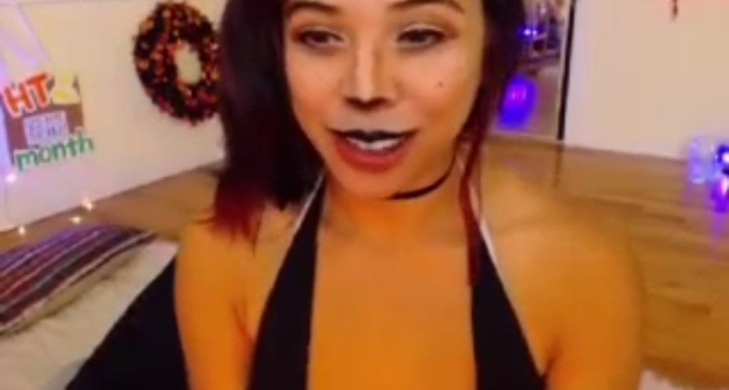 KissingHigh video thumbnail