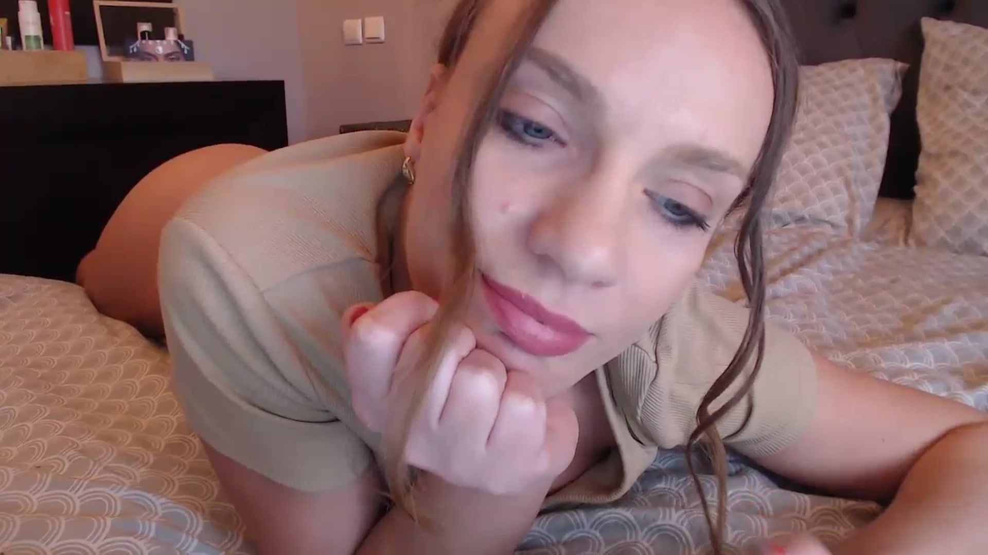 call_me_em video thumbnail