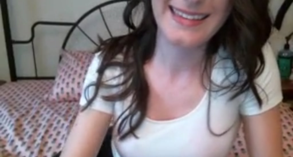 SquirtNGurl video thumbnail