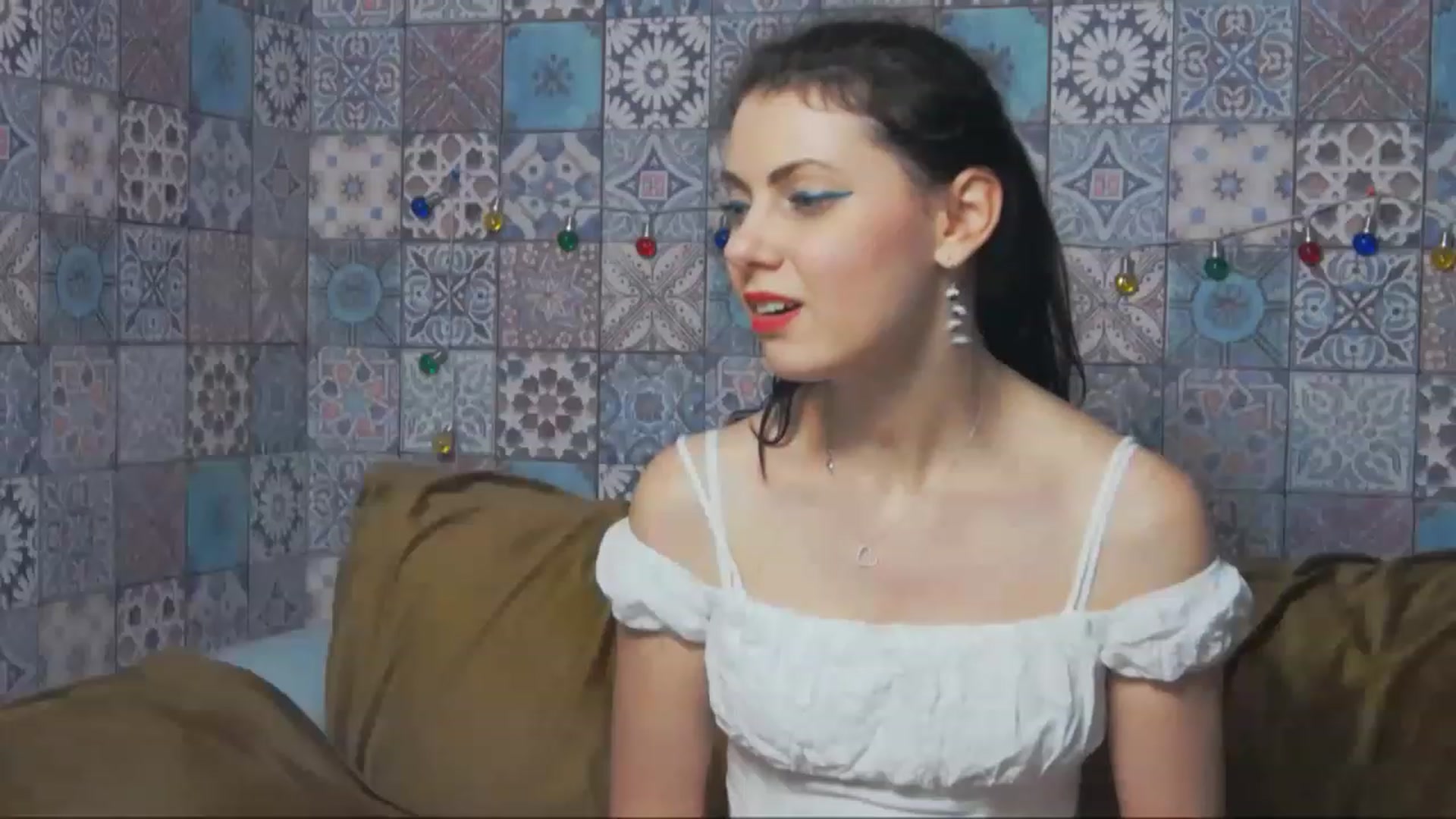 MissAracely video thumbnail