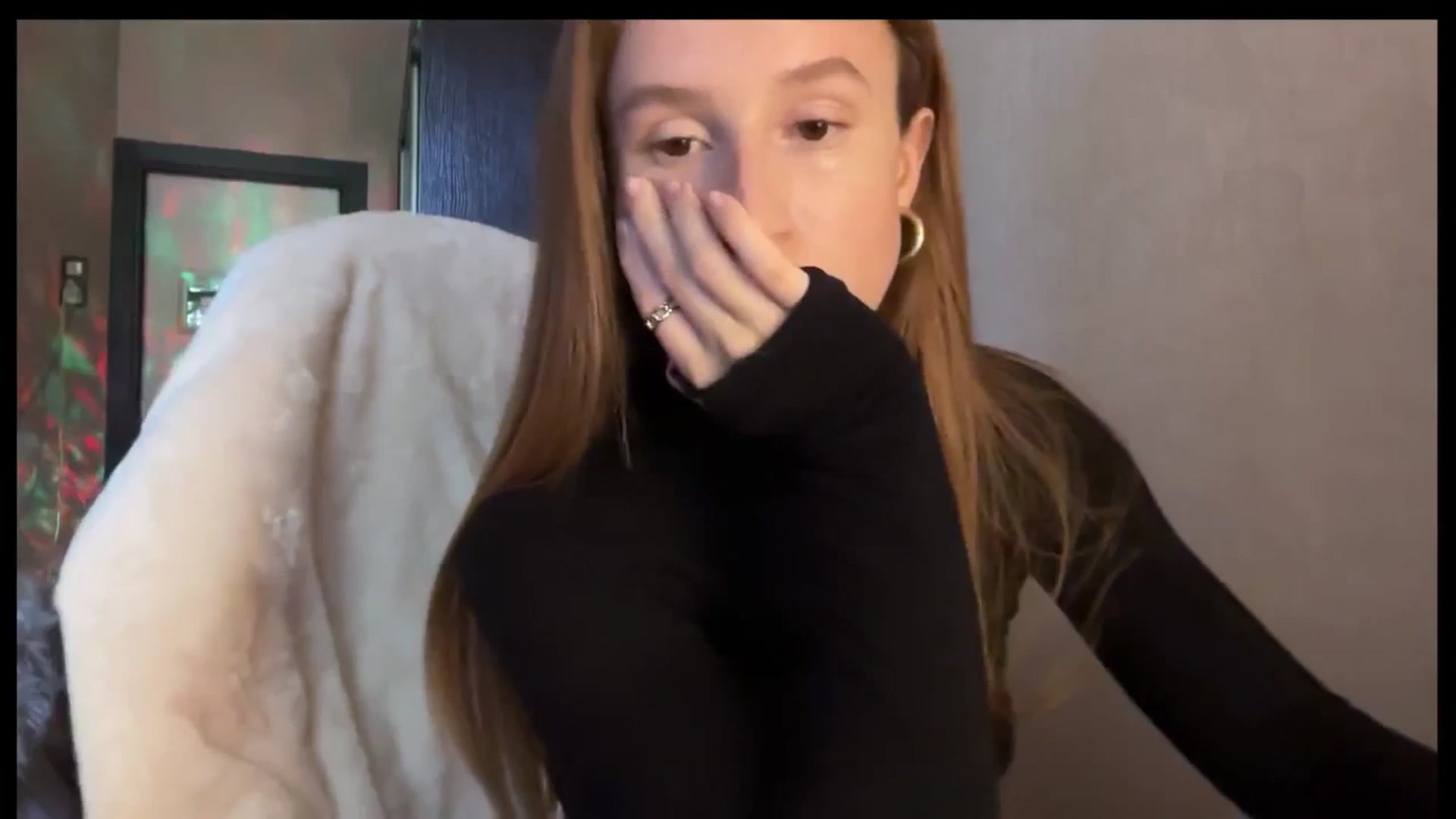 LovelyBvnny video thumbnail