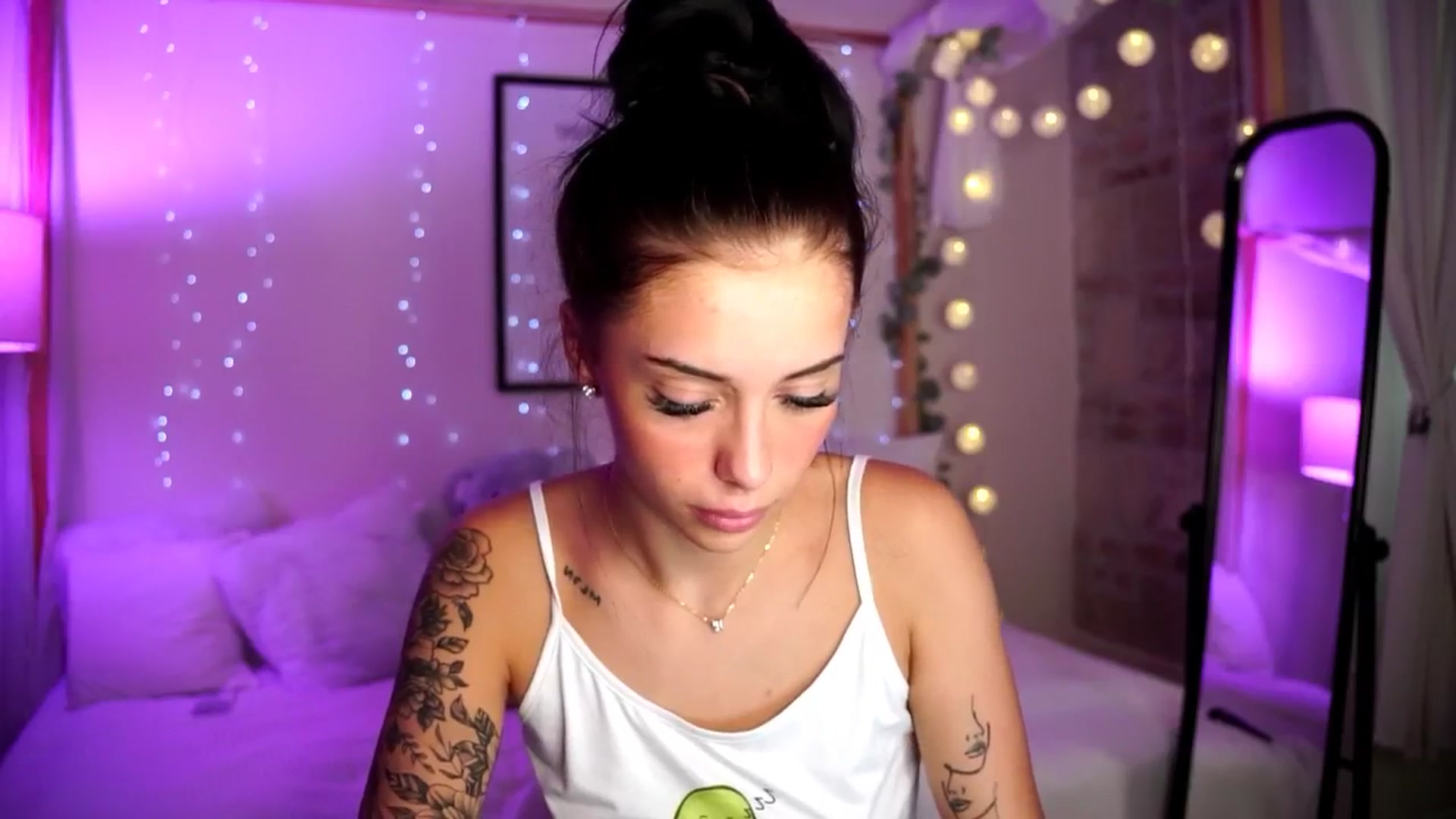 Naomii18 video thumbnail