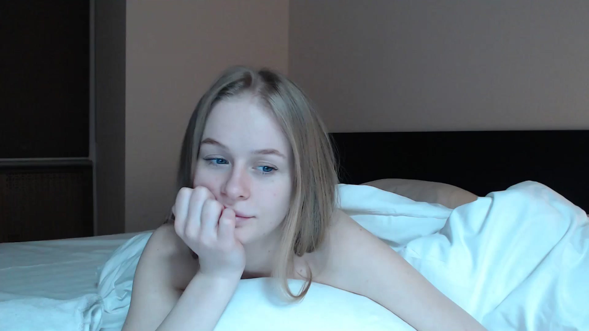 Blondino4ka07 video thumbnail