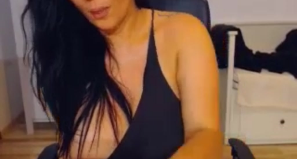 Fl4wless video thumbnail
