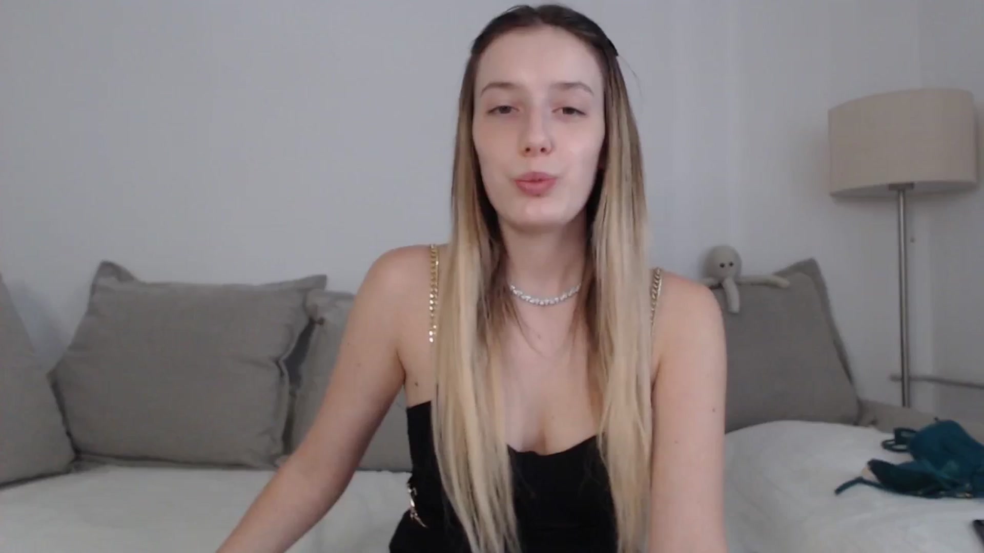 Elenaxkiss video thumbnail