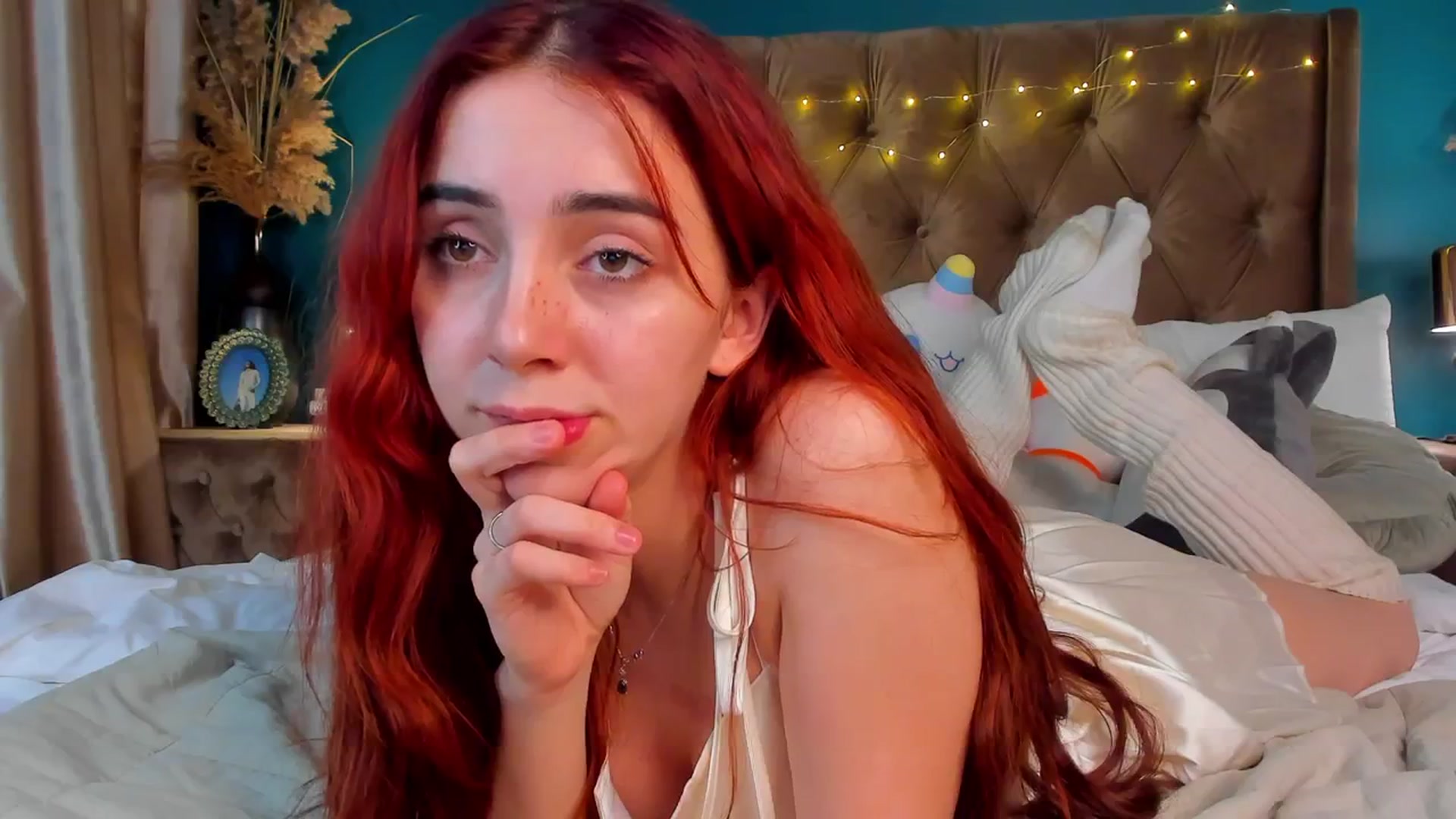 ElsaYoung video thumbnail
