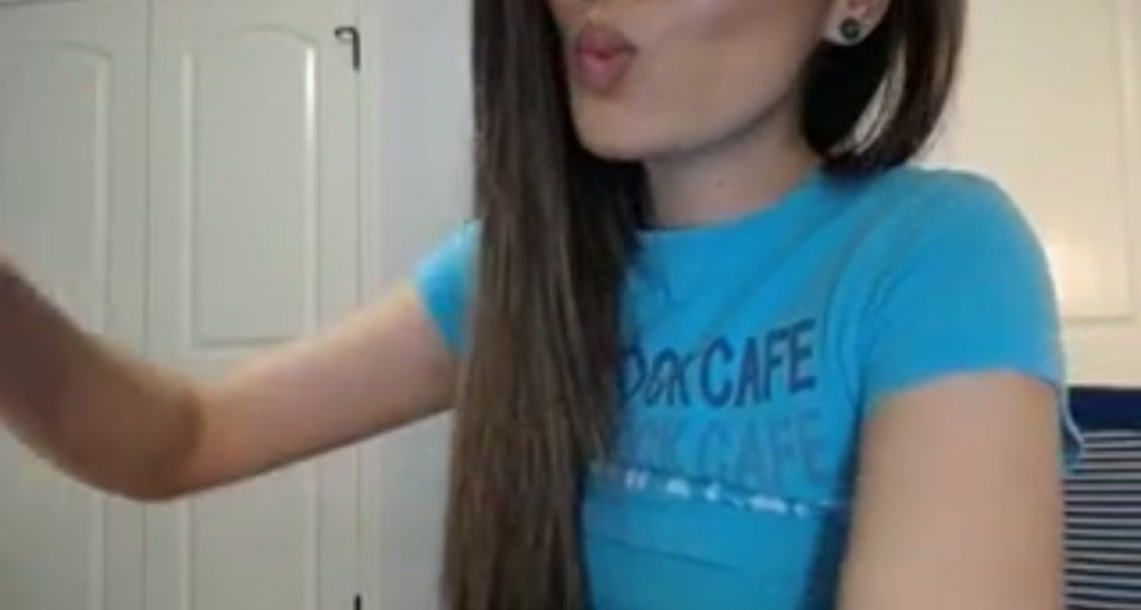 AsianLuv_4U video thumbnail