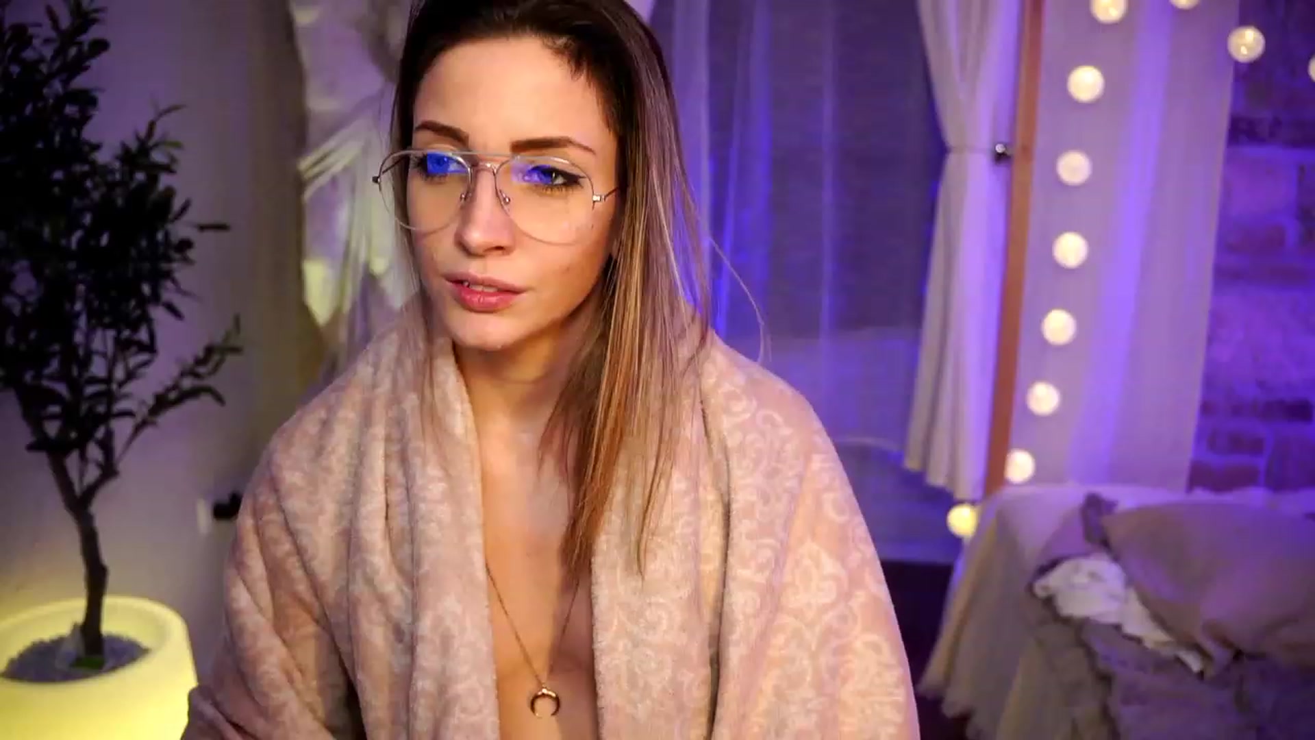 Kend_dall video thumbnail