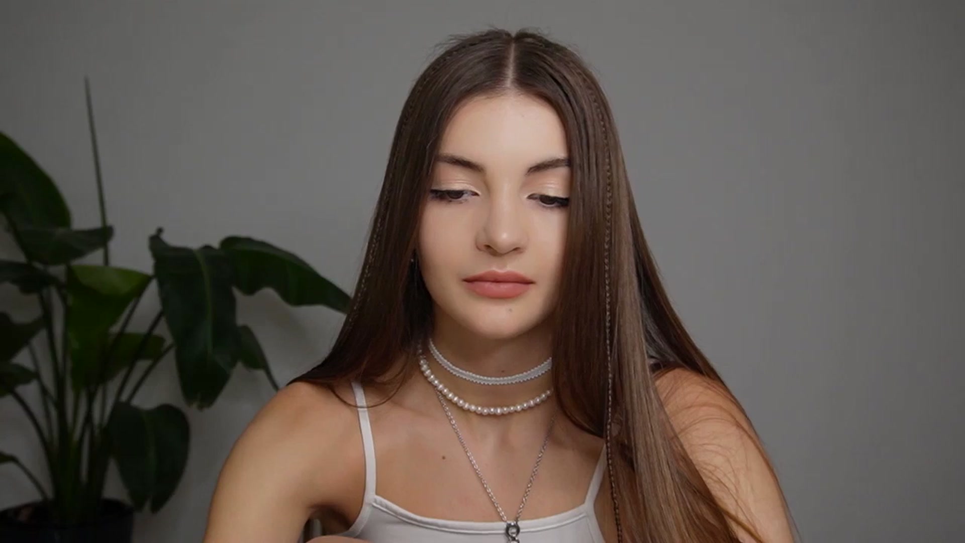 HelelGretta video thumbnail