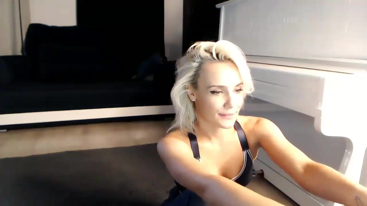 AnneLizZ video thumbnail