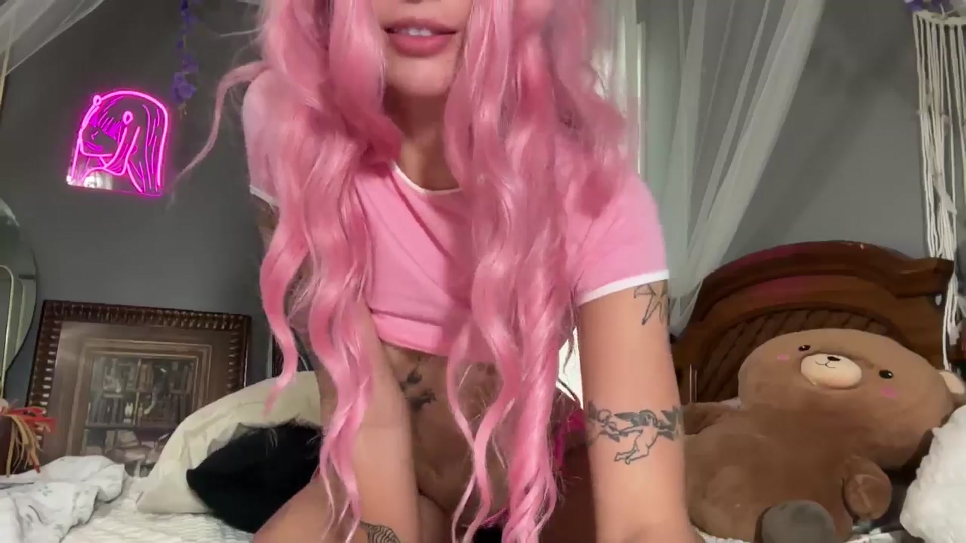 annieangel18 video thumbnail