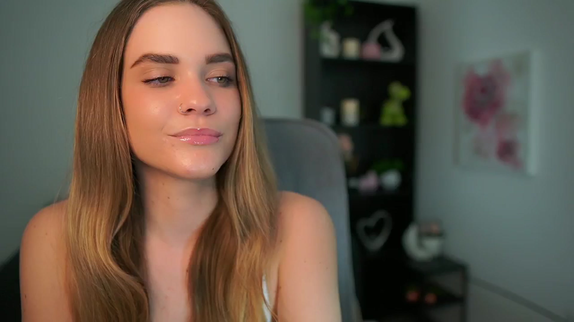 Skyla_Novea_ video thumbnail