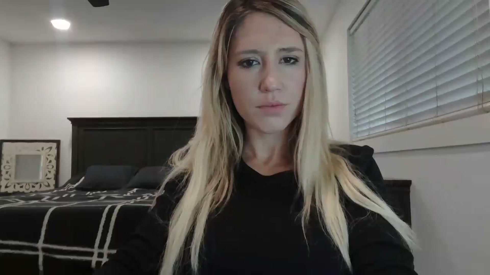 blond_milf video thumbnail
