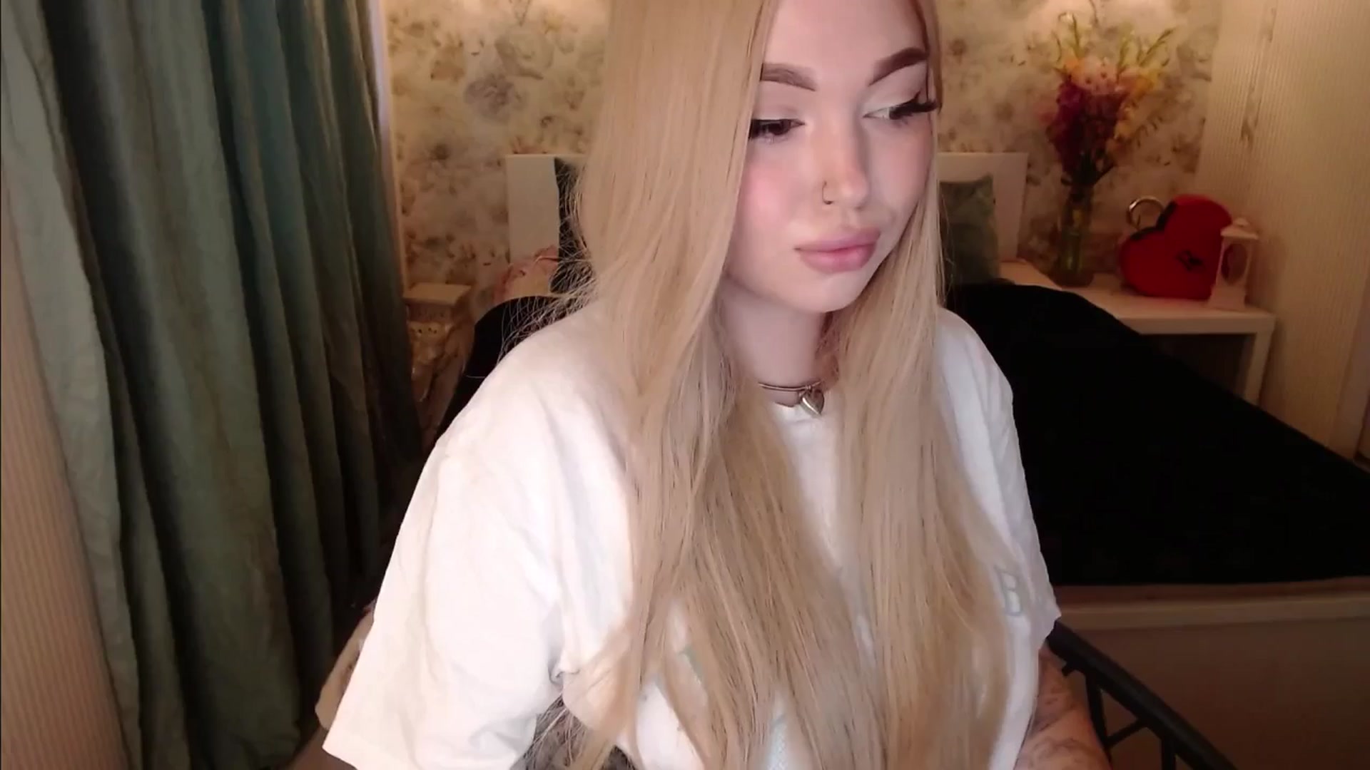 Kylie_Lu video thumbnail