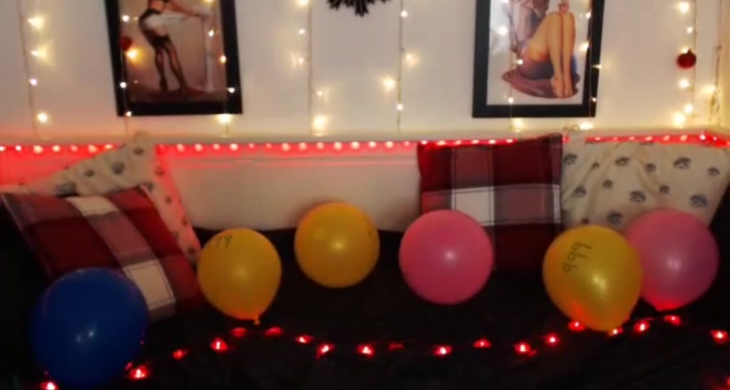 LunaRoux video thumbnail