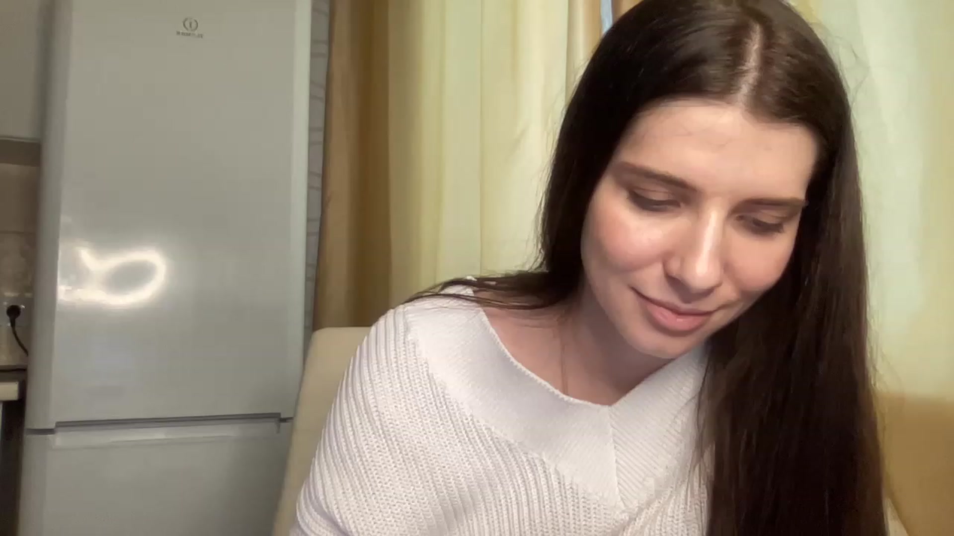 SaraRich video thumbnail