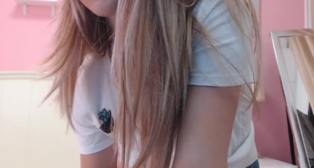 NellieCute video thumbnail