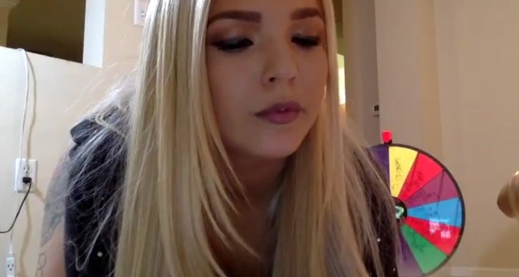 FetishPixie video thumbnail