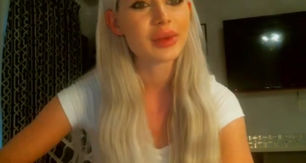 AmalieHelene video thumbnail
