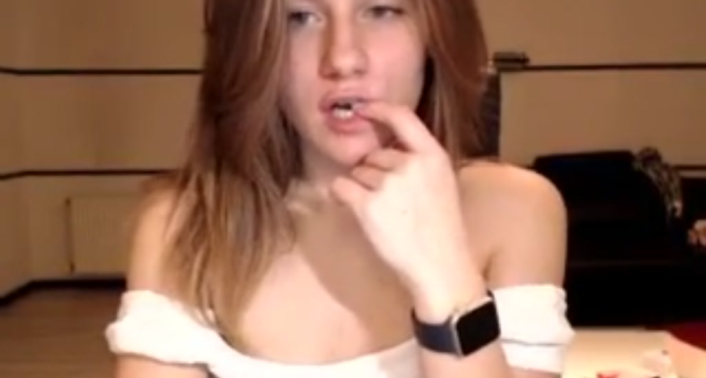 PetiteMolly video thumbnail