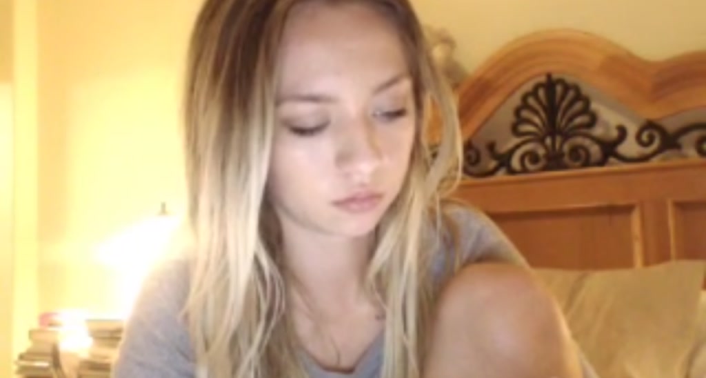 AnaFoxx video thumbnail