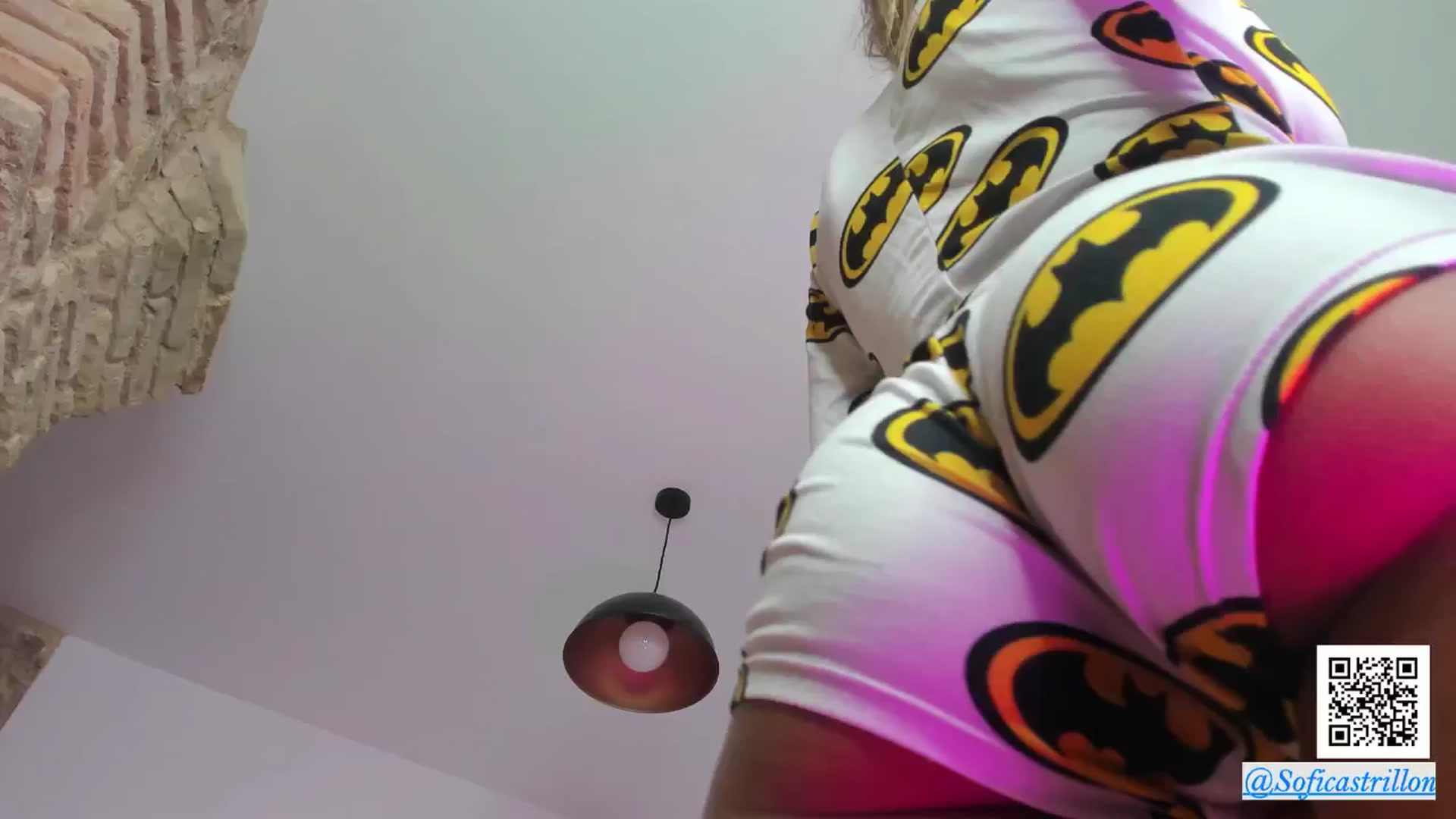 pamela_land video thumbnail