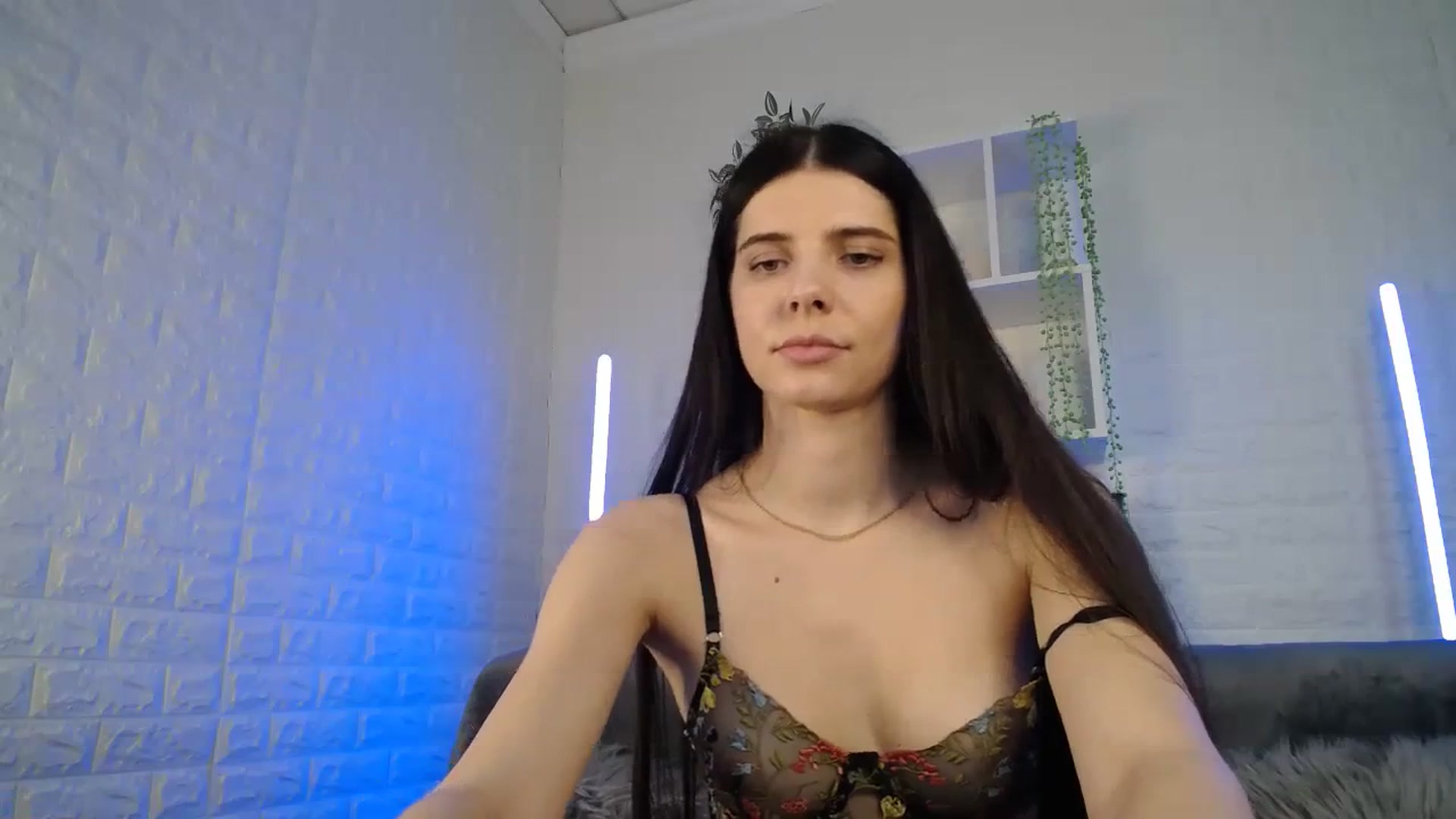 SaraRich video thumbnail