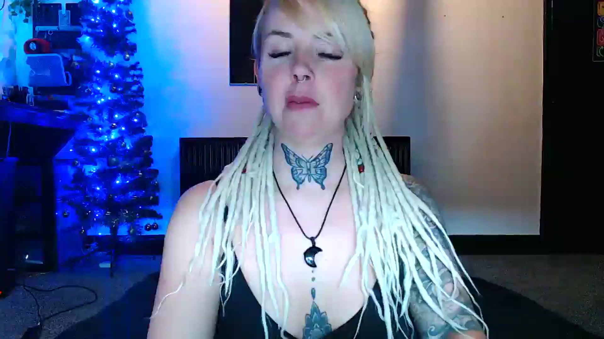 pixieDread video thumbnail