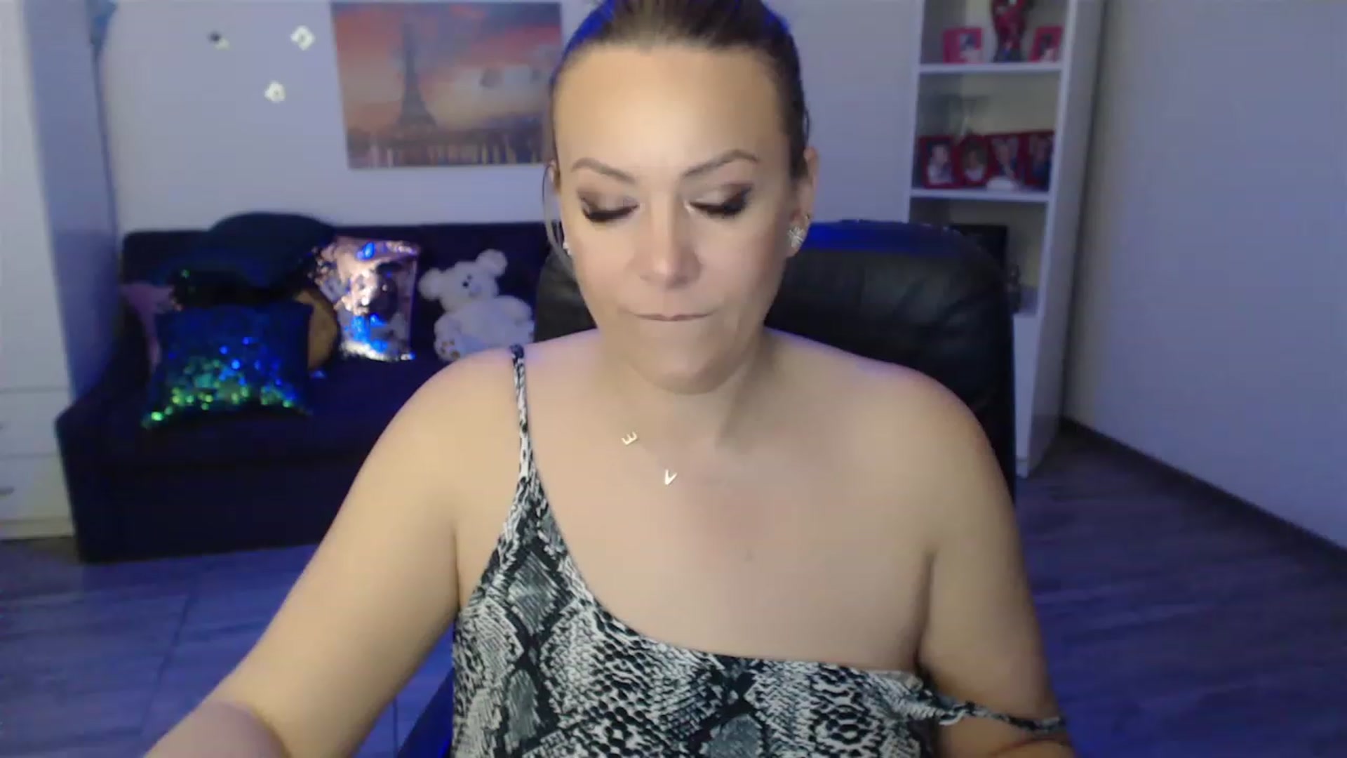 A_baby_Boo video thumbnail