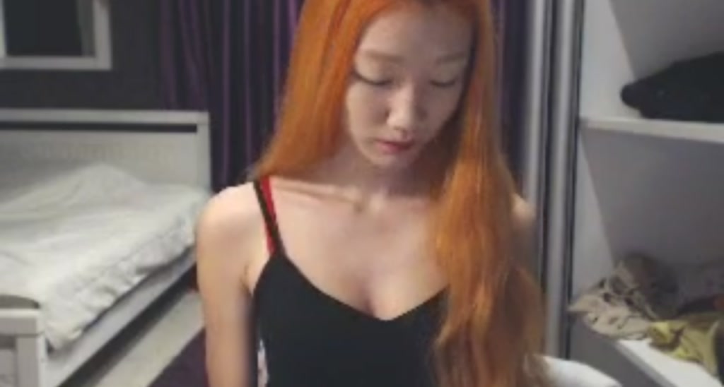 FoxyHyuna video thumbnail