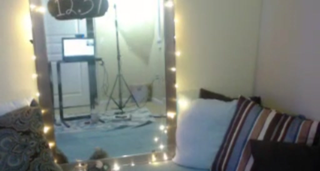 emilylynne video thumbnail