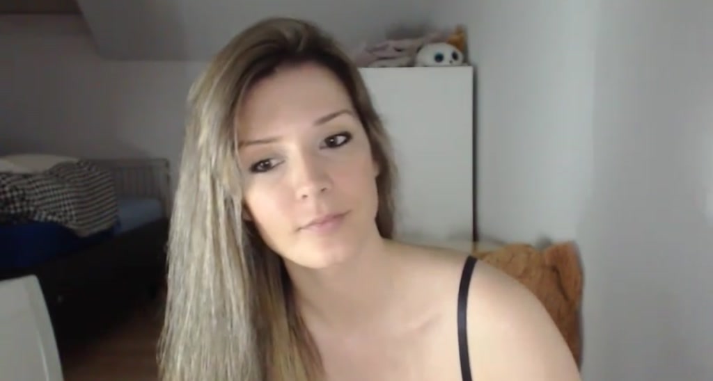 Alessndra video thumbnail