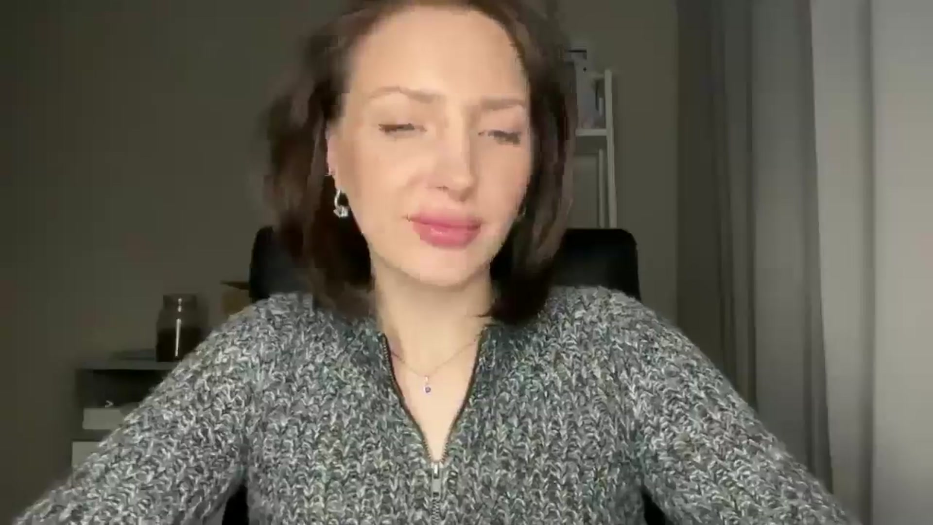 Di_Pearl video thumbnail