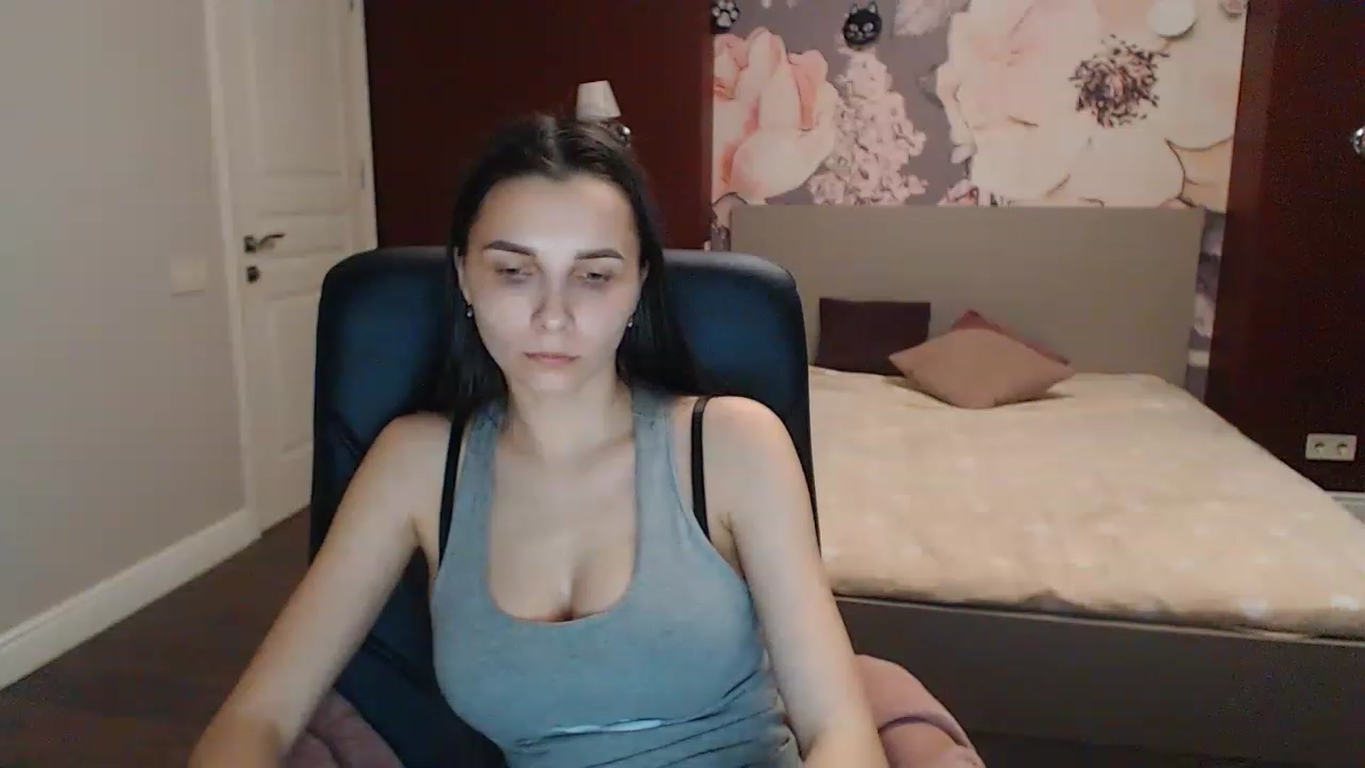Karina_Mils video thumbnail